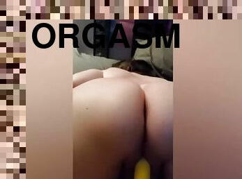 røv, orgasme, amatør, teenager, legetøj, tøs, tatovering