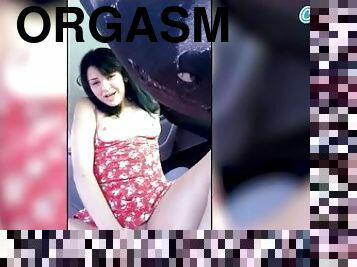 masturbation, orgasm, college, kåt, webbkamera, ensam, små-bröst