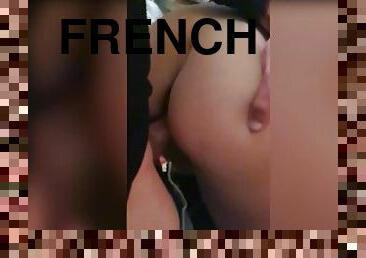 Française libertine se fait baiser par un inconnu dans sa cave