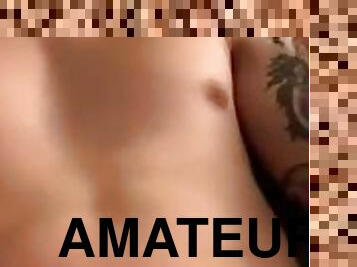 amatör, cumshot, gay, avrunkning, sprut, ensam, muskulös, twink, tatuering