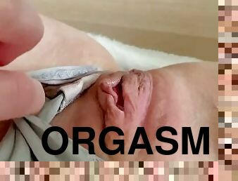 masturbation, orgasm, fitta-pussy, amatör, tonåring, trosor, fetisch, vått, saftig