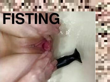 fisting, masturbare-masturbation, pisandu-se, pasarica, tasnit, amatori, jucarie, facut-acasa, picioare, vagin