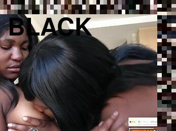 2 Black Lesbian Babes Eating Each Other's Pussy