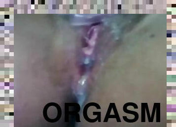 masturbación, orgasmo, coño-pussy, squirting, amateur, adolescente, latino, con-los-dedos, corrida, fetichista