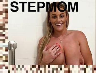 Spying on StepMom ends in bathtub sex