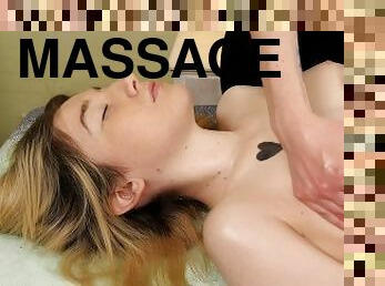 Hottest 4K virgin massage ever with Gulya Pechkina