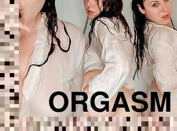 røv, badning, store-patter, onani, orgasme, amatør, anal, legetøj, fingering, patter