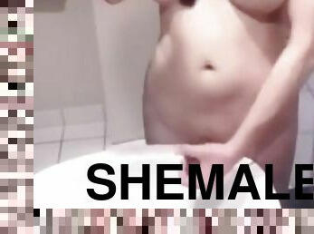 video selfie cumshot by sexy shemale