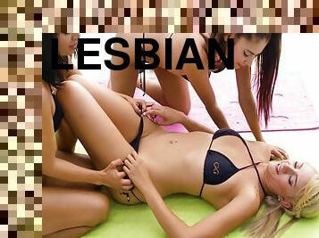 Lesbians Go Wild At The Mansion Xxx Hot 1000