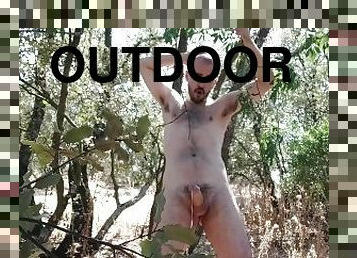 Xisco outdoor jerking off in cruising area