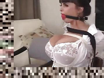 tetas-grandes, lesbiana, sadomasoquismo, locura, trío, fetichista, bondage, morena, dominación-femenina