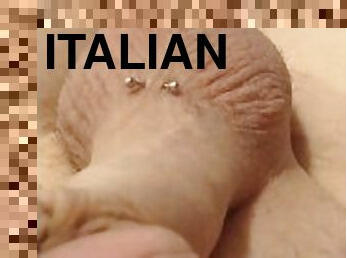 Italiano si masturba sulle foto di max felicità e Valentina nappi