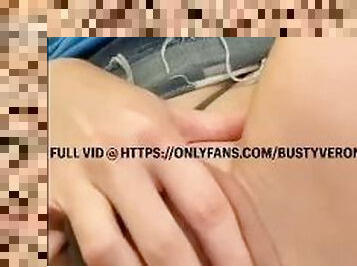 masturbation, amatör, brudar, milf, fingerknull, knullande, ensam, mini-kjol