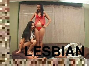 lesbienne, bdsm, trio, fétiche, brunette, femme-dominatrice