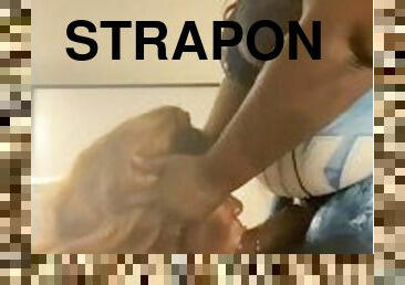 strap-on, amatör, mörkhyad, lesbisk, bbw, bisexuell, femdom