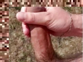 tatic, imens-huge, masturbare-masturbation, in-afara, public, amatori, jet-de-sperma, pula-imensa, gay, masturbare