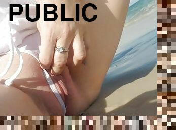 publik, fitta-pussy, amatör, brudar, strand, blond, ensam, bikini, exhibitionist, blottande