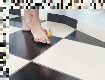 masturbation, amateur, ados, branlette, pieds, fétiche, solo, branlette-avec-les-pieds, banane