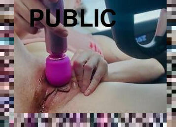 extremo, masturbación, orgasmo, público, coño-pussy, squirting, babes, lesbiana, masaje, coche