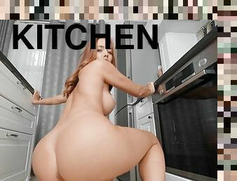 Luxury Girl sucks boyfriend's cock and gets screwed in the kitchen