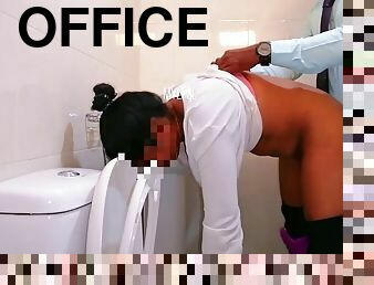 Quick Fuck With My Office Hot Sexy Girl In The Office Bathroom