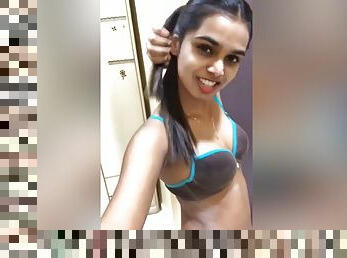 Today Exclusive- Cute Tamil Girl Record Her Nude Selfie Part 1