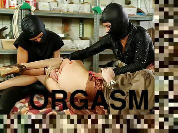 orgazmus, lesbické, hračky, bdsm, trojka, ponožky, spodné-prádlo, fetišistické, latex, ženská-dominancia