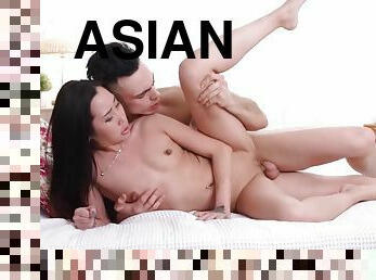 asiatique, gros-nichons, anal, énorme-bite, ados, sur-le-visage, brunette, tatouage, ados-asiatique, petits-seins