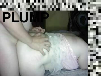 Eating cum after getting her plump ass cummed by her stepdad