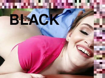 Black Dude Licks Pussy And Ass Of Laughing Yammy Vixen