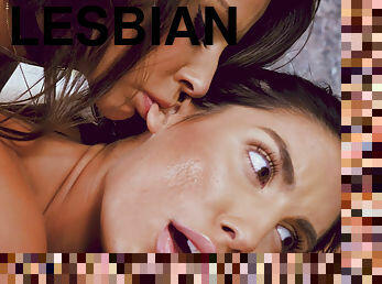 Oily lesbians use fingers, tongues and toys to orgasm