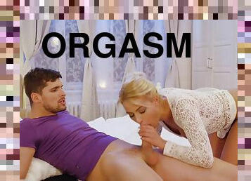 storatuttar, doggy-style, orgasm, anal, avsugning, gigantisk-kuk, deepthroat, galen, fingerknull, kyssar