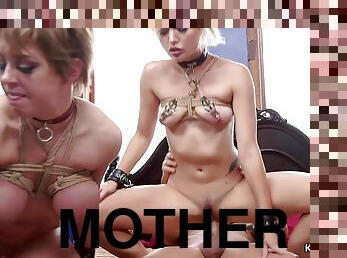 tua, sayang, jenis-pornografi-milf, gambarvideo-porno-secara-eksplisit-dan-intens, bdsm-seks-kasar-dan-agresif, budak, bertiga, 18-tahun, ibu-mother, lebih-tua