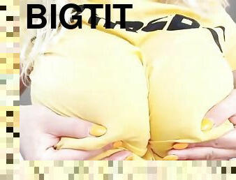 Maggielandrin amazing big tits squeezing milk