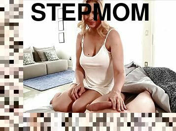 Kinky Stepmom Julia Ann Treats Her Big Cock Stepson!