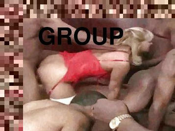 tetas-grandes, orgía, esposa, anal, polla-enorme, interracial, casero, mamá, gangbang, regordeta