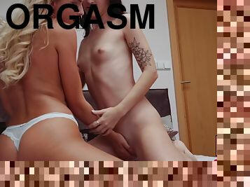 Sasha Sparrow in orgasmic lesbian action