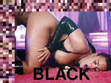 Big black cock for Luna's tight anal hole