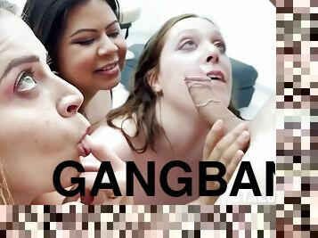 Yiyi Candy, Ruth Ruc And Zara Montoya - Gangbang With Three Greedy