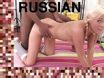 русские, анальный-секс, красотки, межрасовый-секс, тинейджеры, черные, блондинки, восемнадцать-лет, задницы