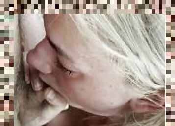 student, amatör, brudar, avsugning, cumshot, gigantisk-kuk, tonåring, deepthroat, college, blond