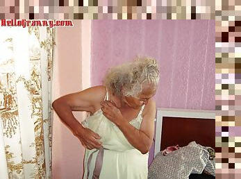 HelloGrannY Photo Collection of Mommy Latinas