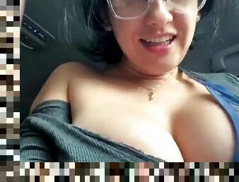Big boobs and pussy flashing in the car