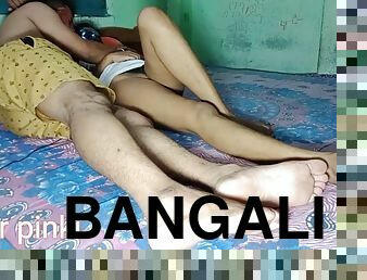 Bangali pinki vabi ko sexy dress phnakar choda davor ne