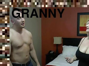 Granny Skank Gives Head And Rides - Hardcore