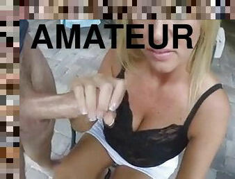 amateur, fellation, ejaculation-sur-le-corps, milf, sur-le-visage, blonde, belle, sucer