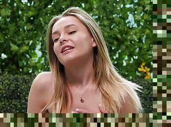 levrette, masturbation, en-plein-air, amateur, babes, fellation, ados, hardcore, point-de-vue, blonde