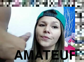Amateur teen girlfriend gets a facial cumshot on cam