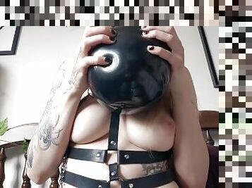 amatorskie, robienie-loda, bdsm, szmata, blondynka, fetysz, lateks, solo, zniewolenie, goth