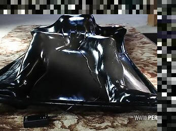 Vacuum bed fight